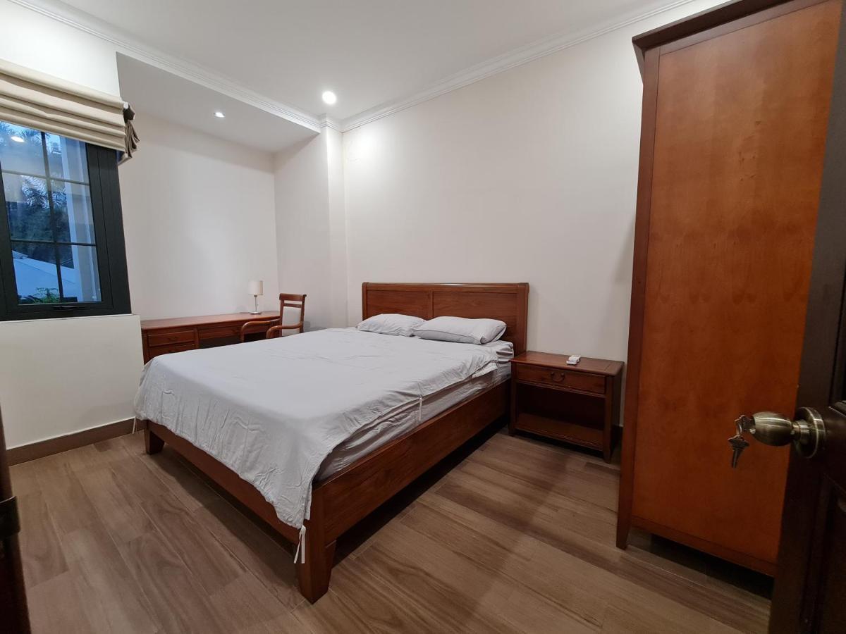 Two Bedrooms In District 1