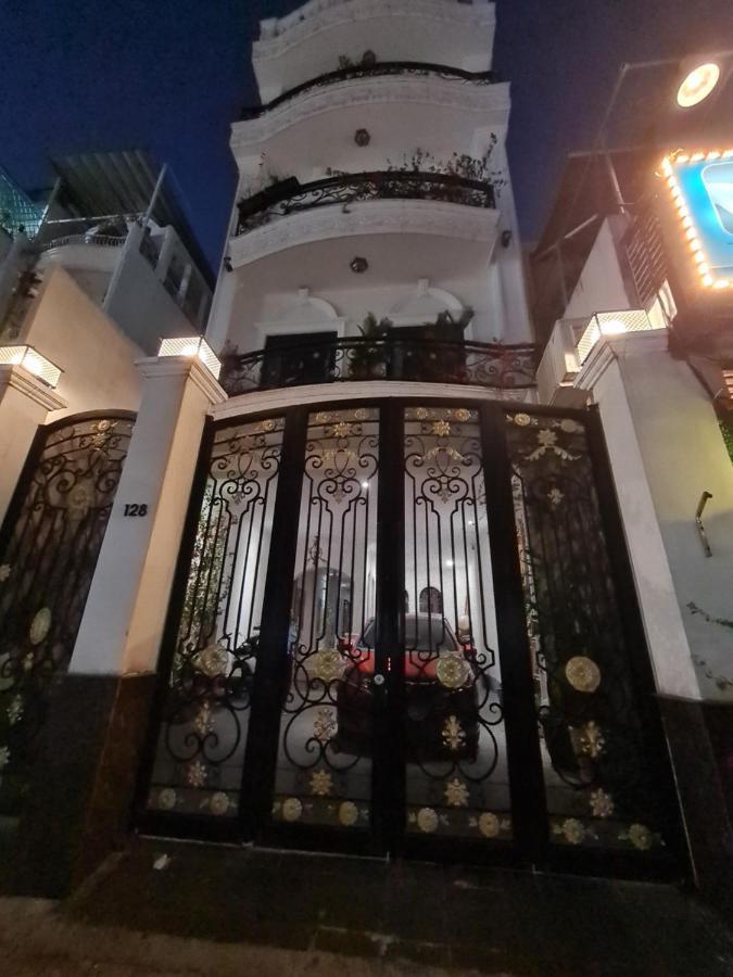 Two Bedrooms In District 1 Căn hộ