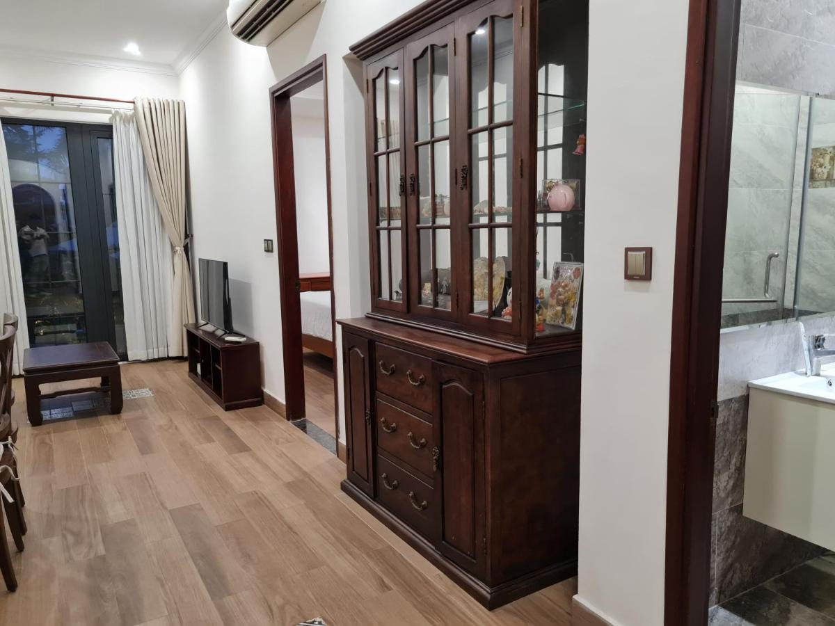 Căn hộ Two Bedrooms In District 1 *